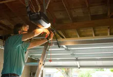 Boston Garage Doors Store Boston, MA 617-209-4989 - emergency-services